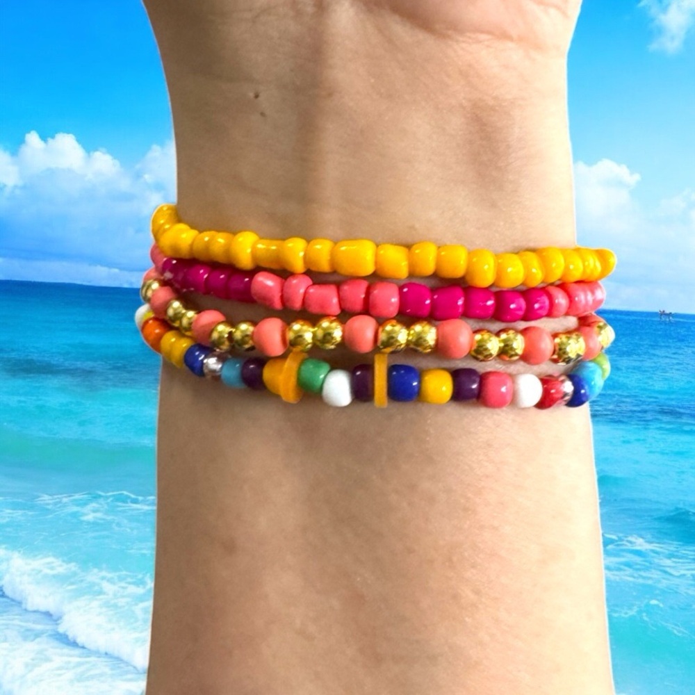 Colorful Beaded Bracelet Set - Picture 4 of 4